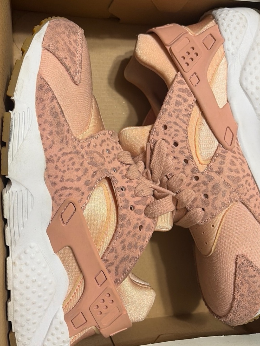 Women's Nike Huarache Pink Leopard Athletic Sneakers